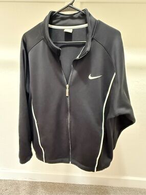 Nike Black Full-Zip Performance Jacket with White Piping